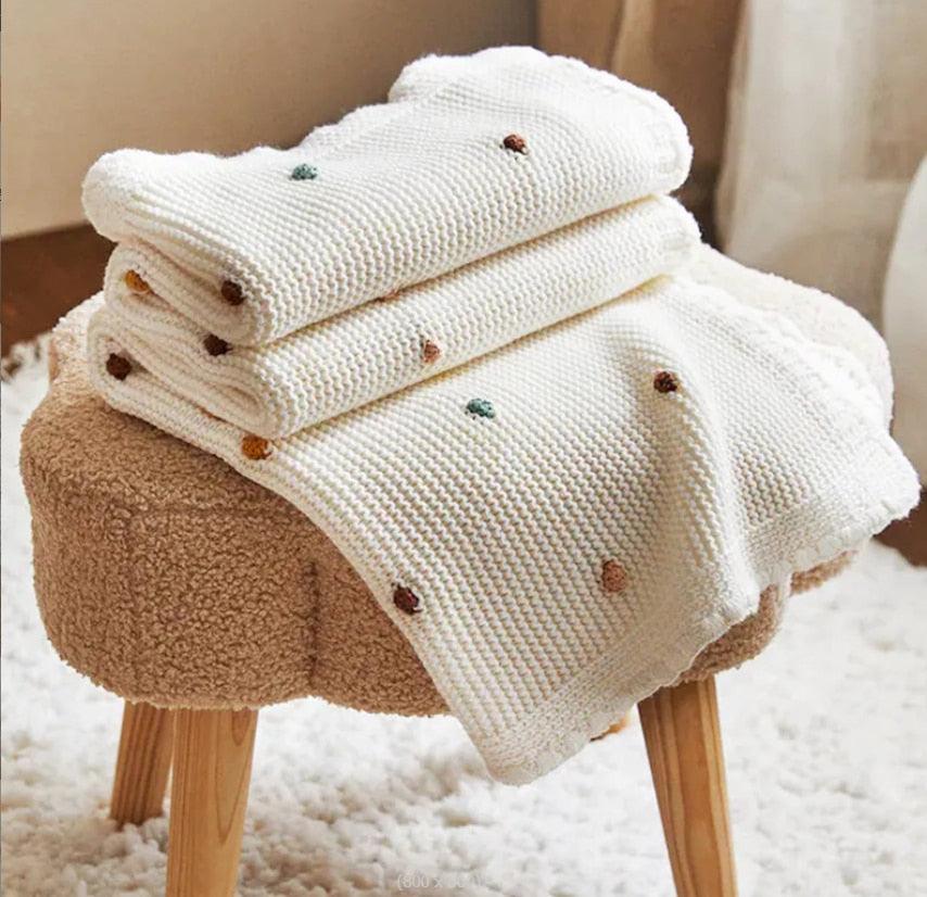 Nordic Pompom Knitted Blanket - Nature Baby Store